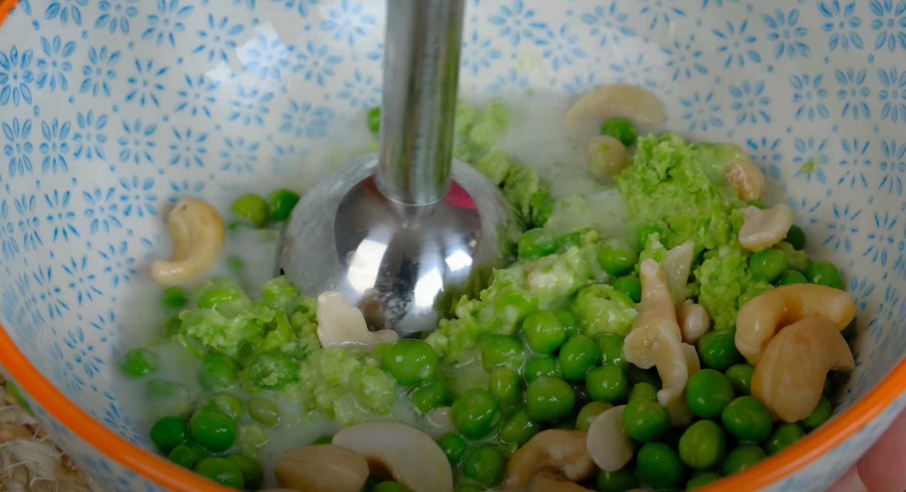 Falafels végétaliens aux pois chiches et aux pois - Étape 4