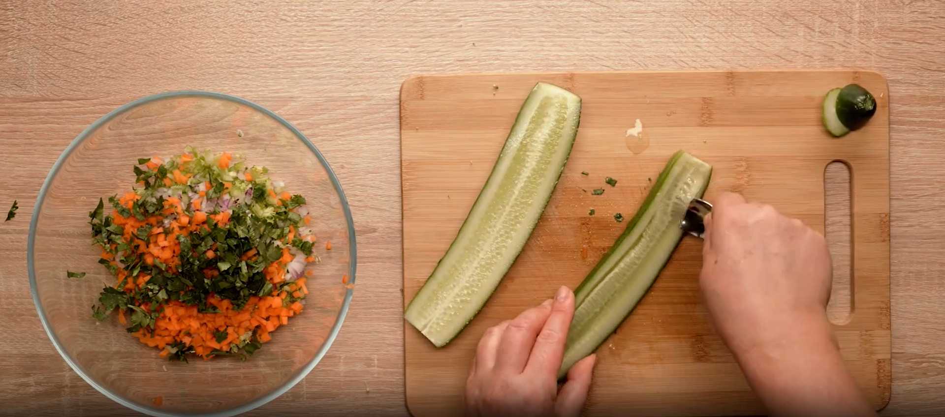 Salade de thon festive au concombre - Étape 2