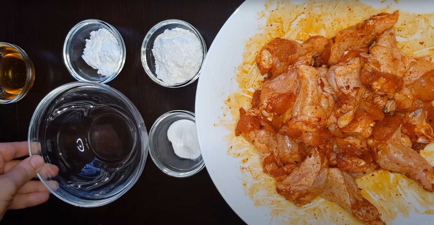 Ailes de poulet Buffalo avec sauce épicée - Étape 2