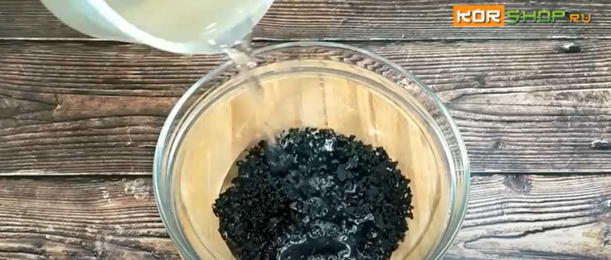 Soupe froide au concombre Oi nenguk - Étape 1