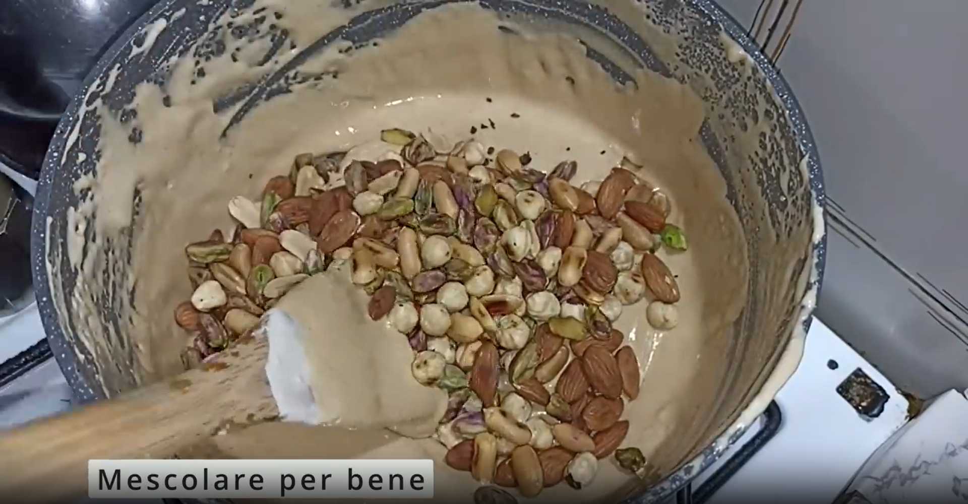 Nougat blanc aux noix - Étape 10