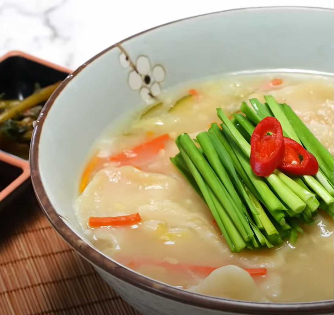 Soupe de nouilles Sujebi maison - Étape 12