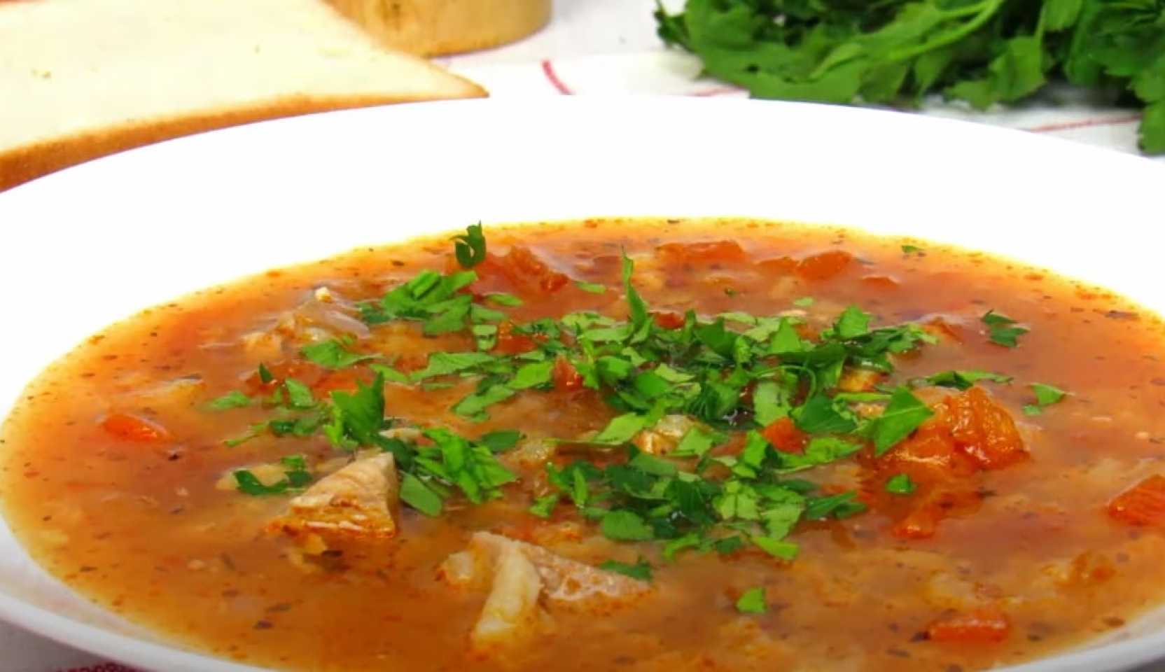 Image du plat : Soupe de porc Kharcho avec du riz