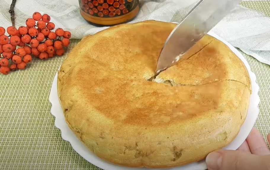 Recette : Tarte gélifiée au kéfir et au chou, cuite à la poêle