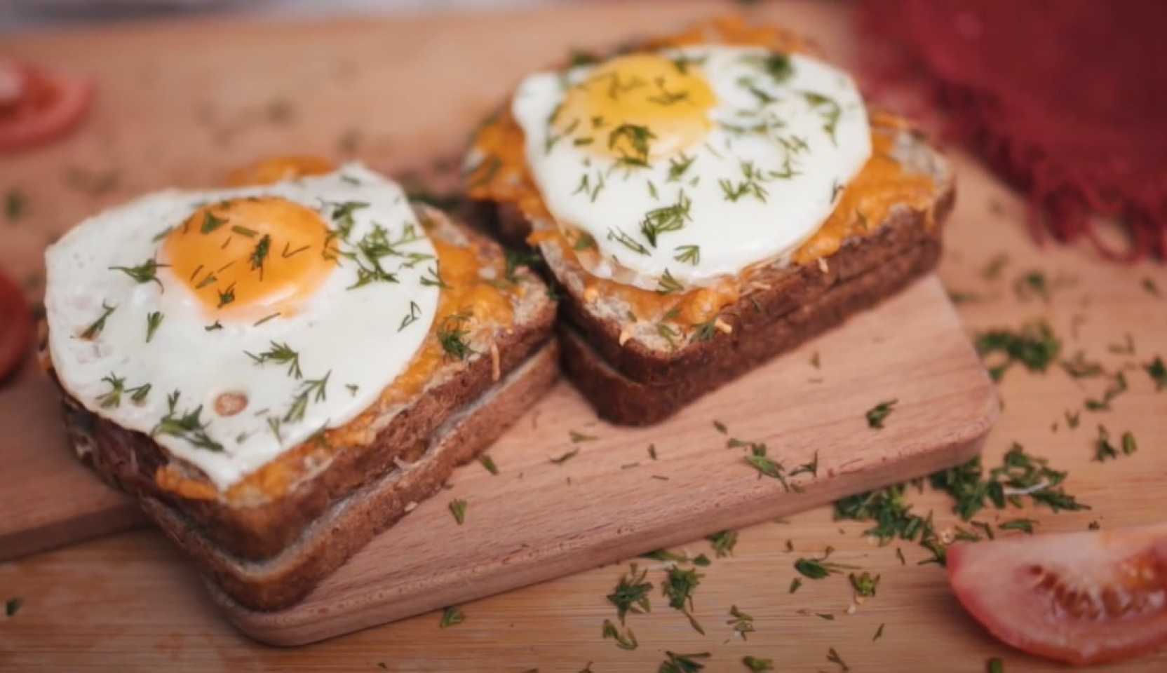 Image du plat : Croque Madame avec croûte au fromage