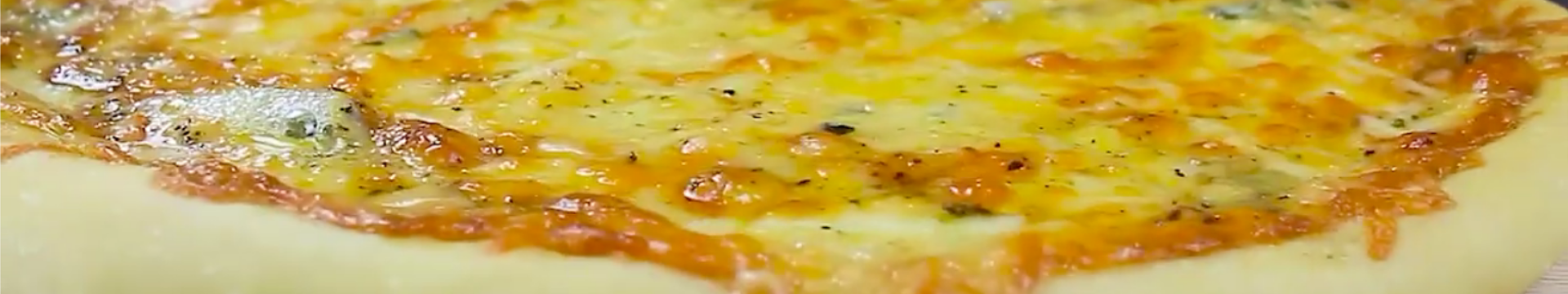 Pizza aux 4 fromages