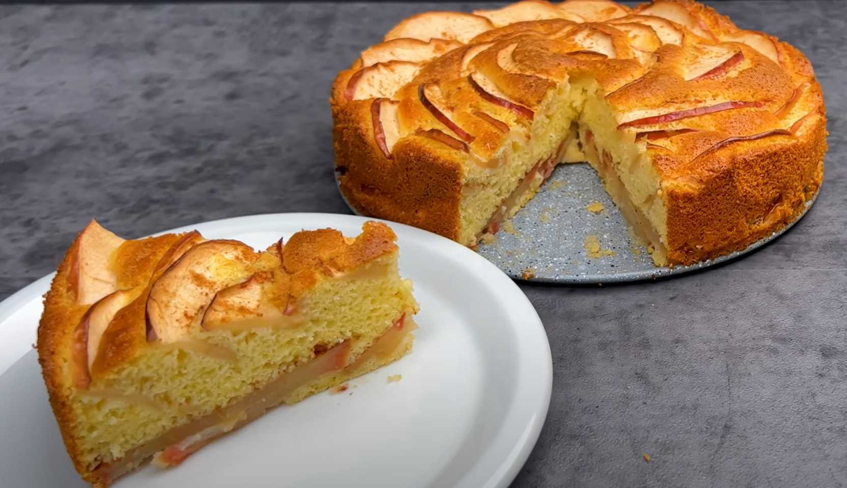 Image du plat : Charlotte aux pommes et à la cannelle