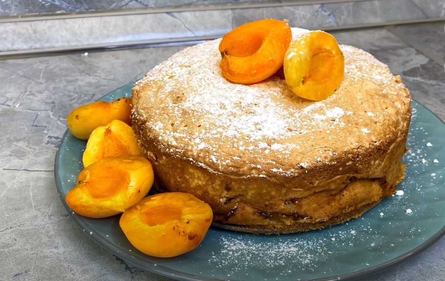 Recette : Charlotte aux abricots