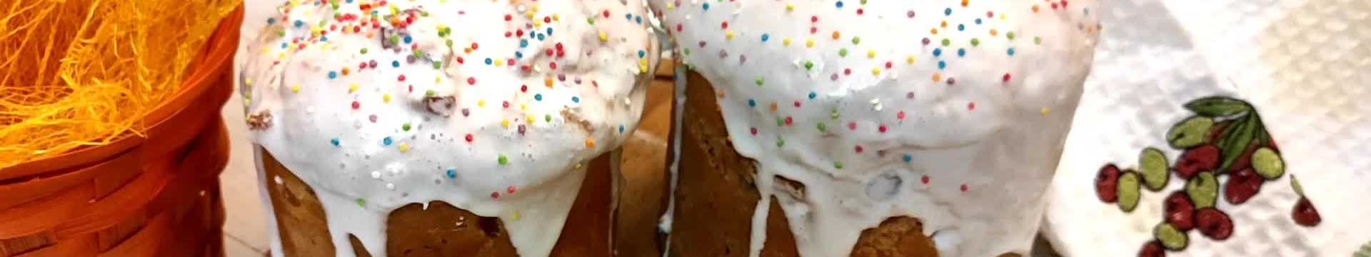 Gâteau de Pâques avec glaçage protéiné