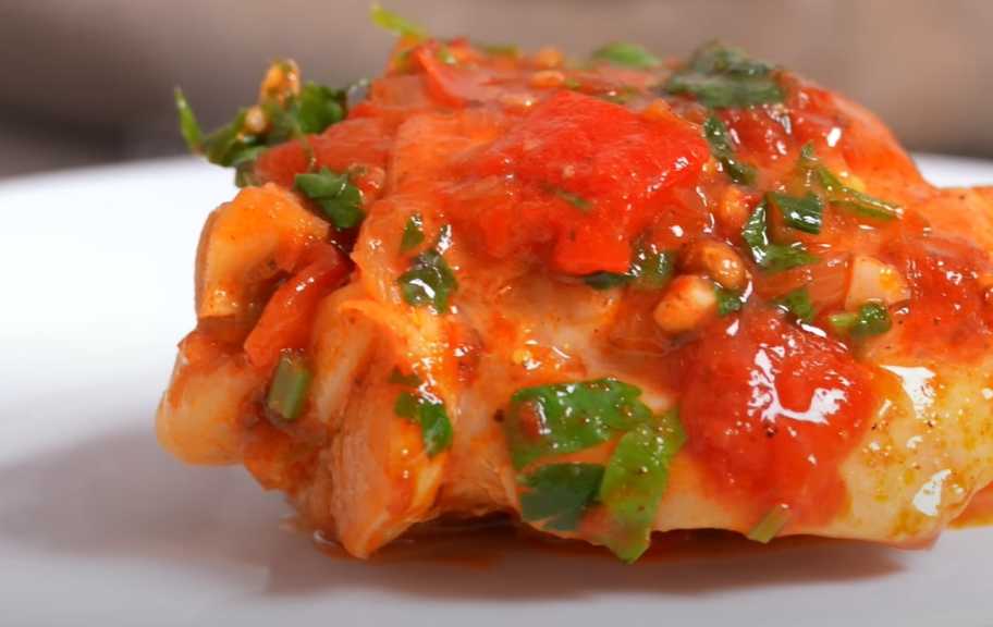 Recette : Poulet Chakhokhbili classique à la géorgienne, cuit à la poêle