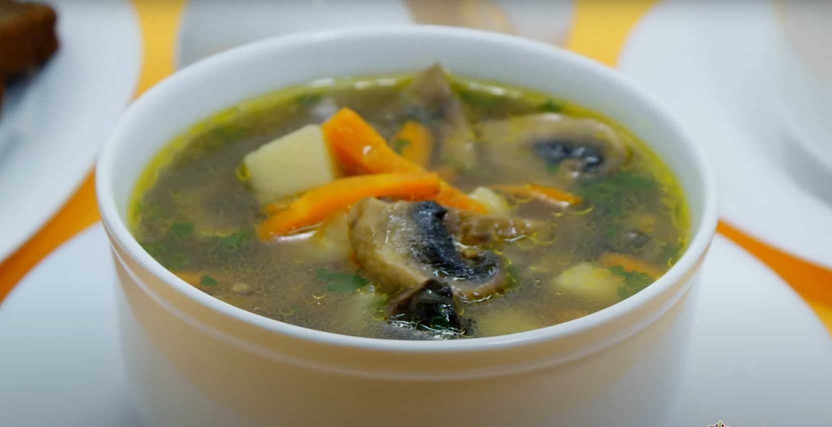 Image du plat : Soupe aux champignons et pommes de terre