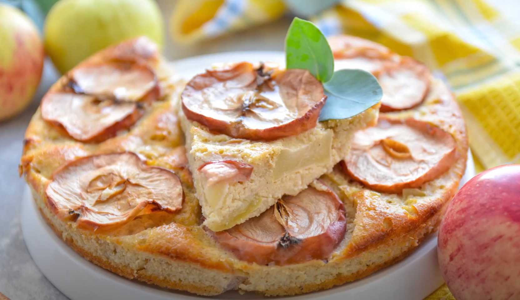 Image du plat : Charlotte saine aux pommes et au fromage blanc, sans sucre