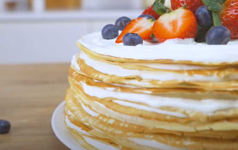 Recette : Gâteau de crêpes au lait concentré bouilli