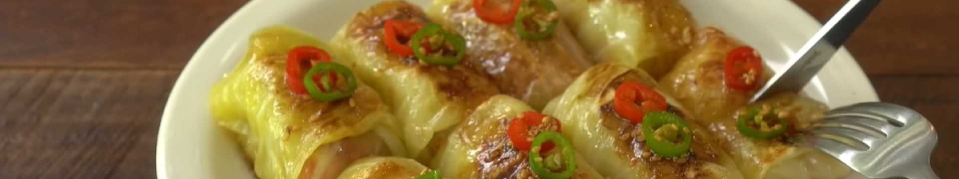 Mini choux farcis au poulet et aux pois chiches