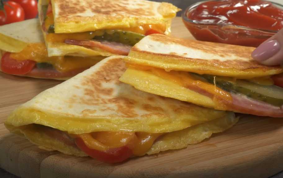 Recette : Pain plat farci pour le petit-déjeuner