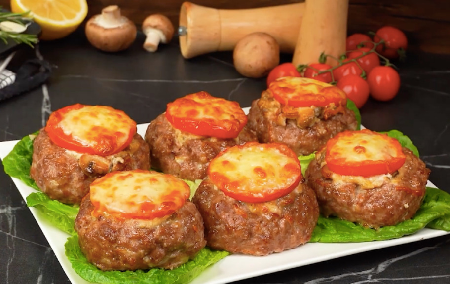 Recette : Nids de viande hachée aux champignons et aux tomates