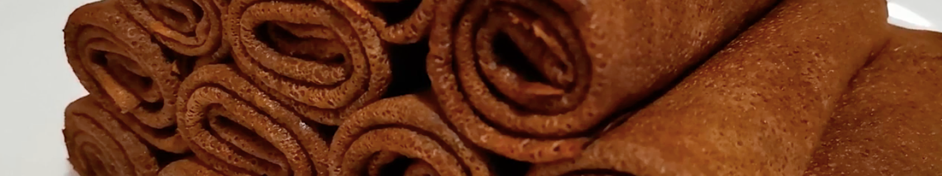 Crêpes au chocolat avec du lait