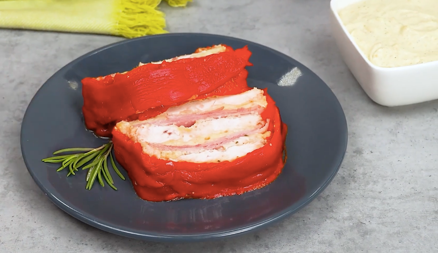 Image du plat : Terrine de poulet et poivrons