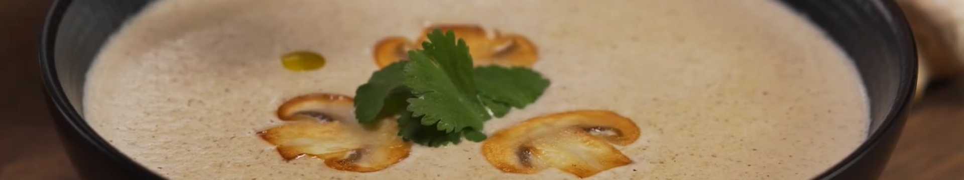soupe crémeuse aux champignons de Paris