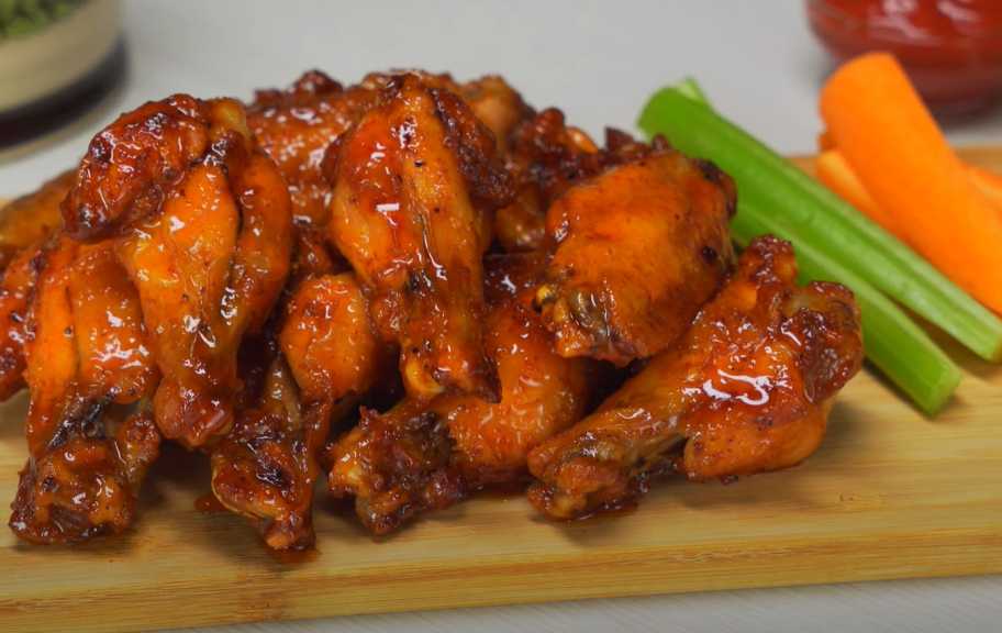 Recette : Ailes de poulet à la sauce au miel épicée