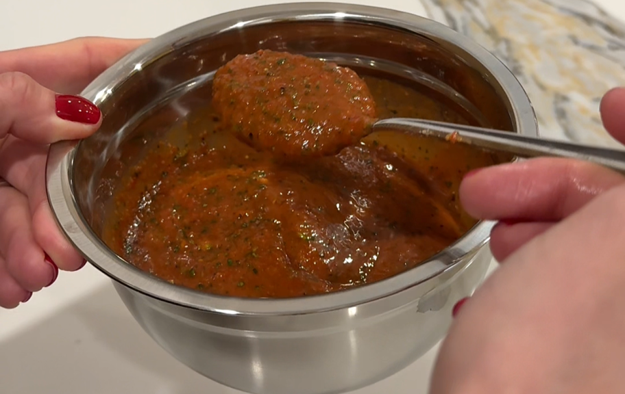 Recette : Sauce tomate maison aux herbes