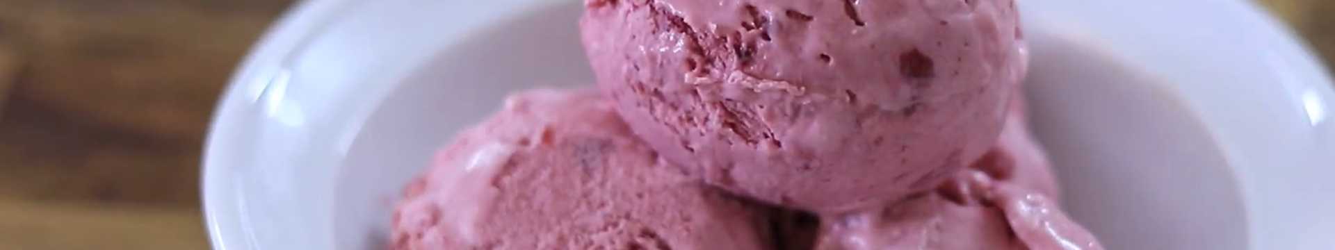Glace à la cerise maison