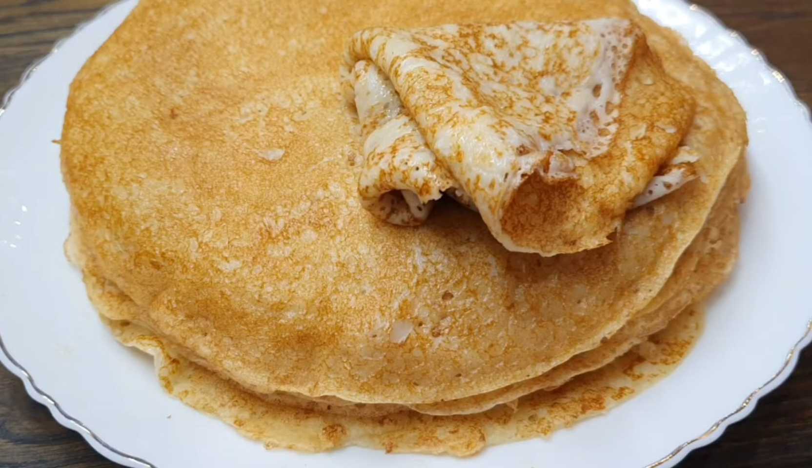 Image du plat : Crêpes à la levure avec du kéfir