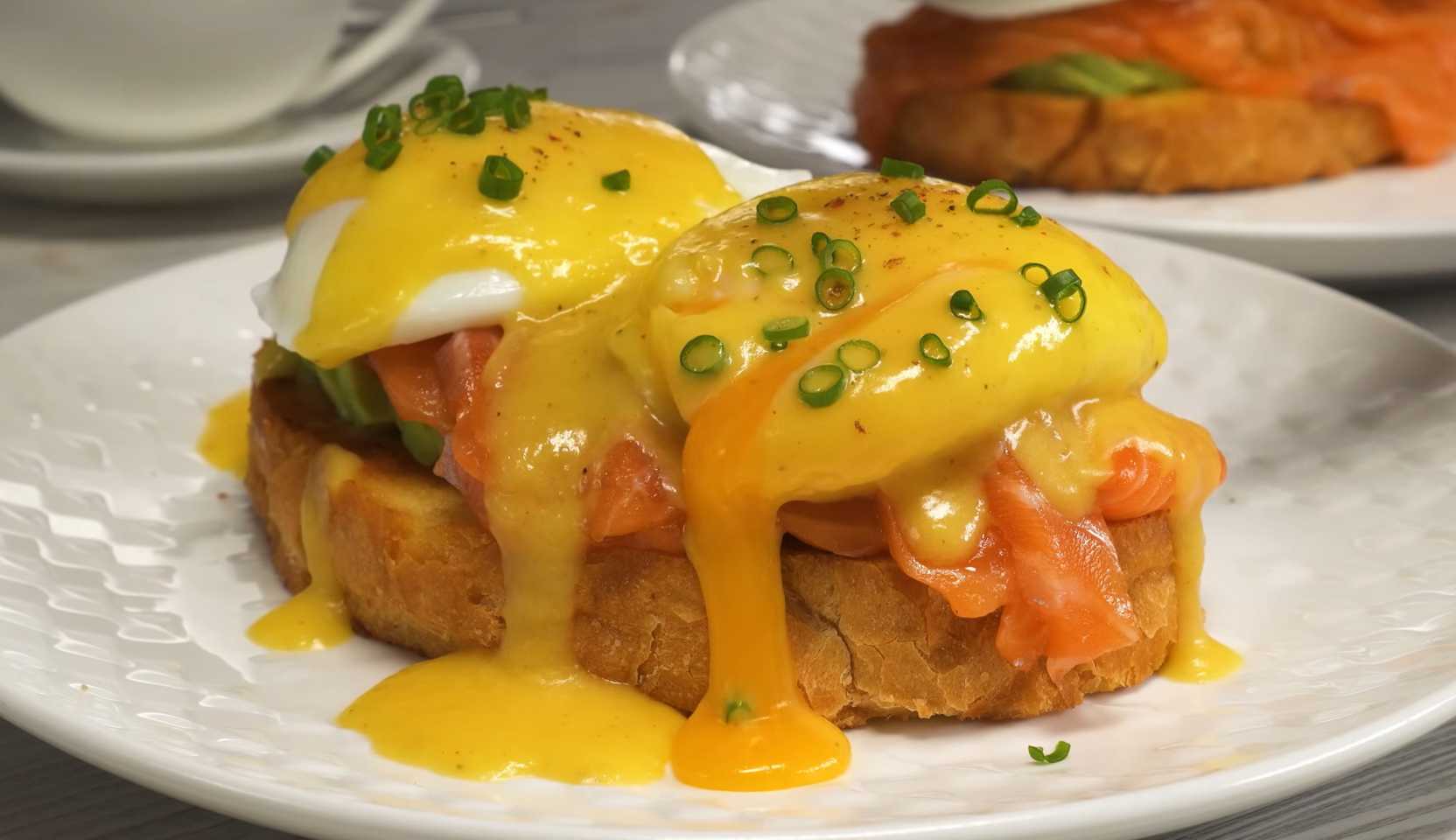 Image du plat : Œufs Bénédicte à la sauce hollandaise