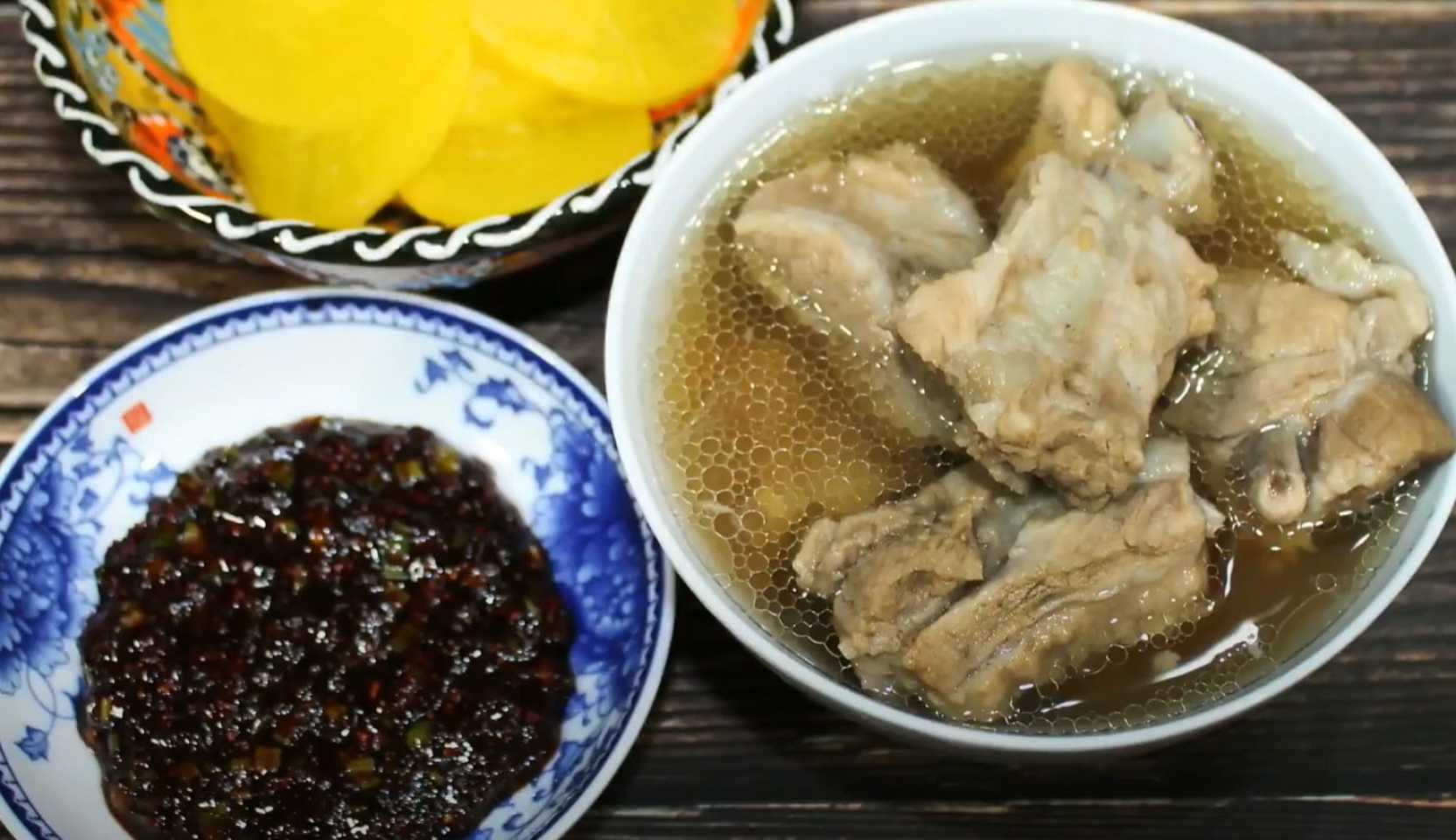 Image du plat : Soupe de côtes de porc Dweji galbi tan