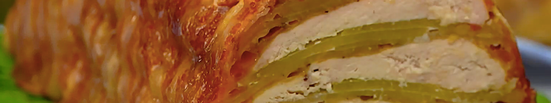 Terrine de poitrine de poulet enrobée de bacon