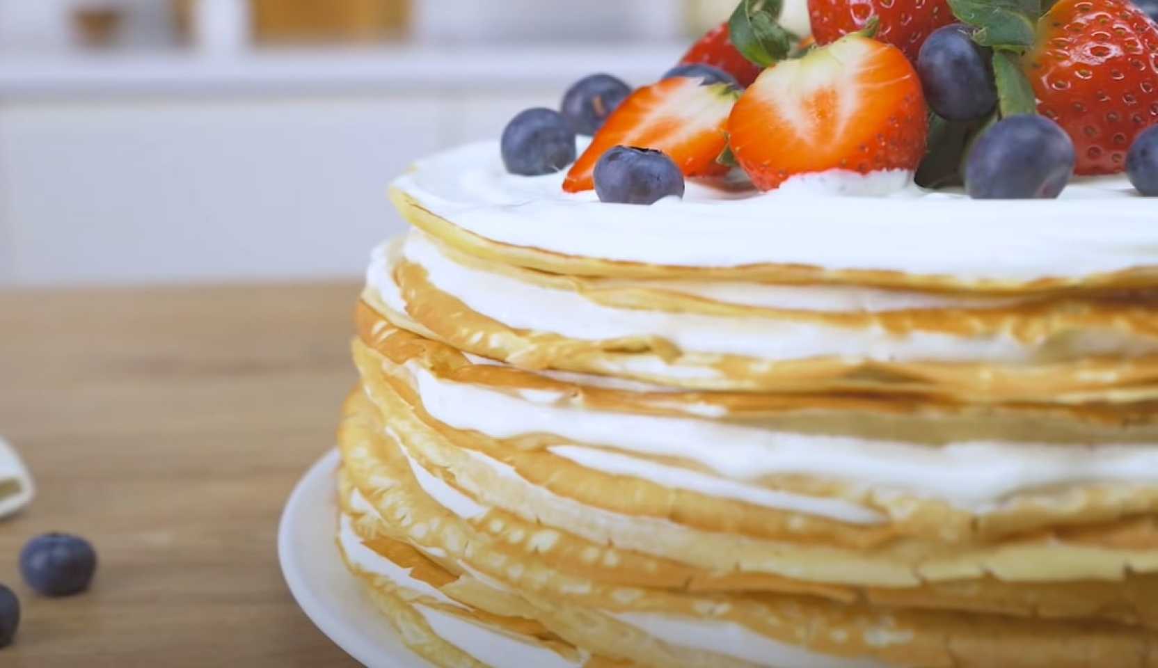 Une recette populaire pour les débutants : gâteau de crêpes au lait concentré bouilli