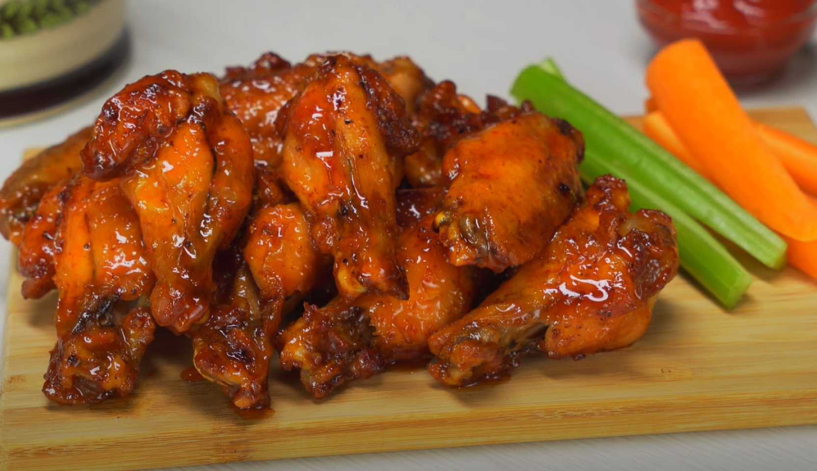 Image du plat : Ailes de poulet à la sauce au miel épicée