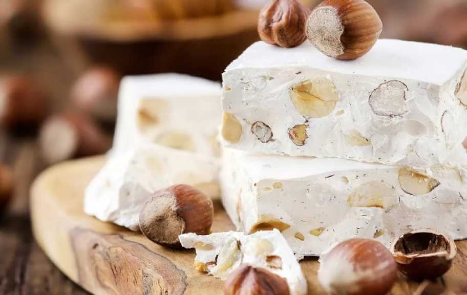 Recette : Nougat blanc aux noix